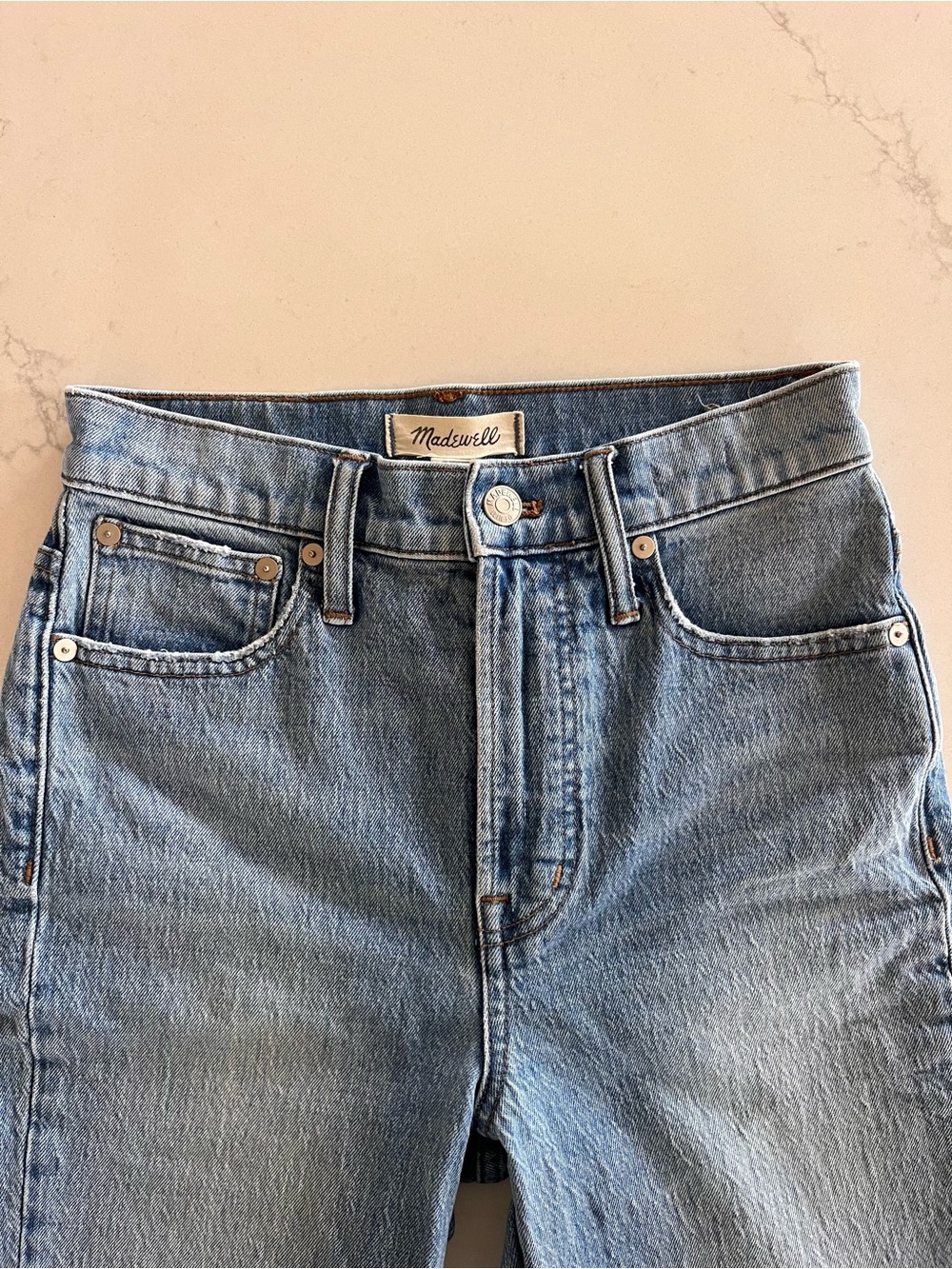 Madewell Women’s Washed Light Blue Straight Jeans